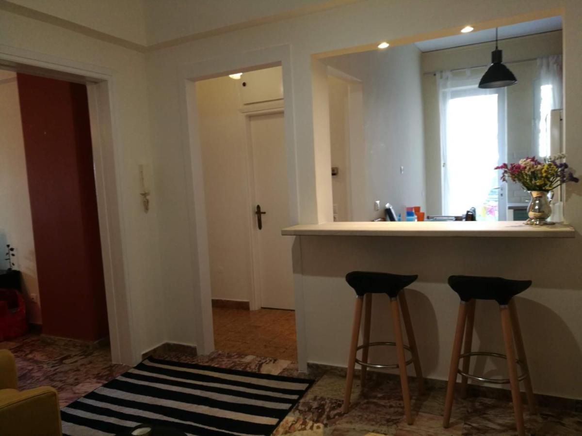 Maria's Cozy In Palaio Faliro Apartment