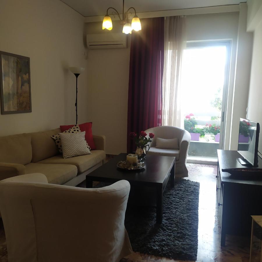 Maria's Cozy In Palaio Faliro Apartment
